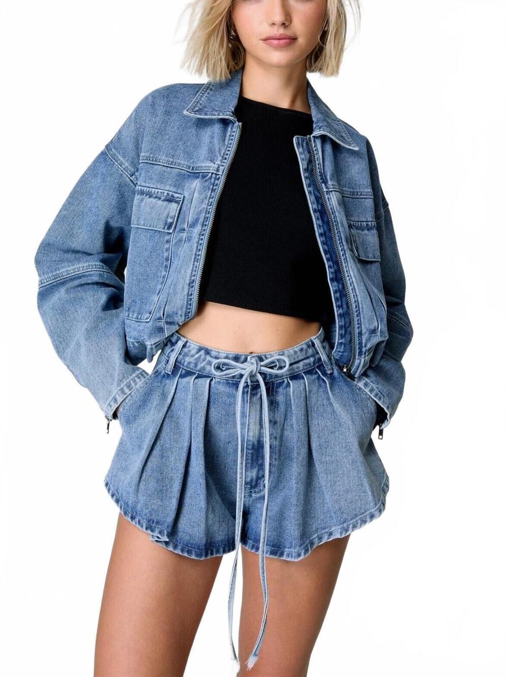 Nasty Gal Flippy High-Waisted Denim Shorts Acid Wash Blue NWT Size 2